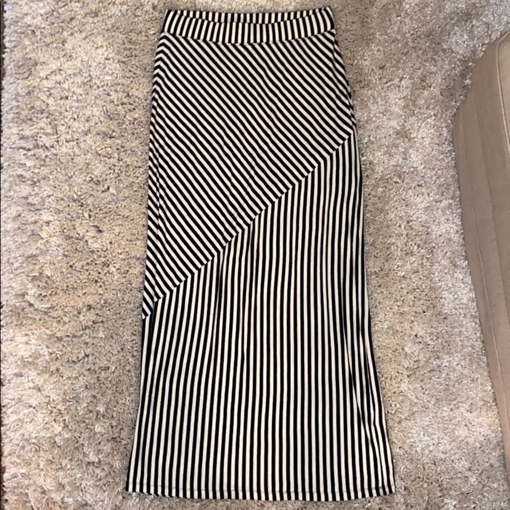 H&M Maxi Skirt